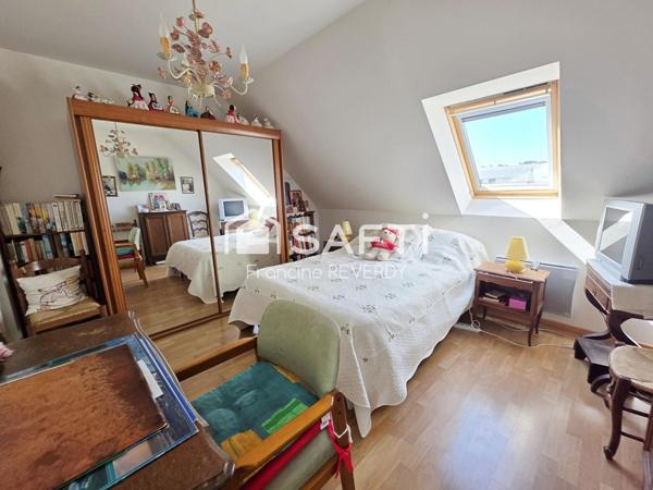 QUIMIAC CENTRE - GRAND APPARTEMENT 3 PIECES EN DUPLEX 70 M²