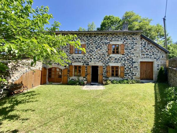 Immobilier Saint-Julien-Chapteuil (43260) – Ferme 186m2 – 289 900 €