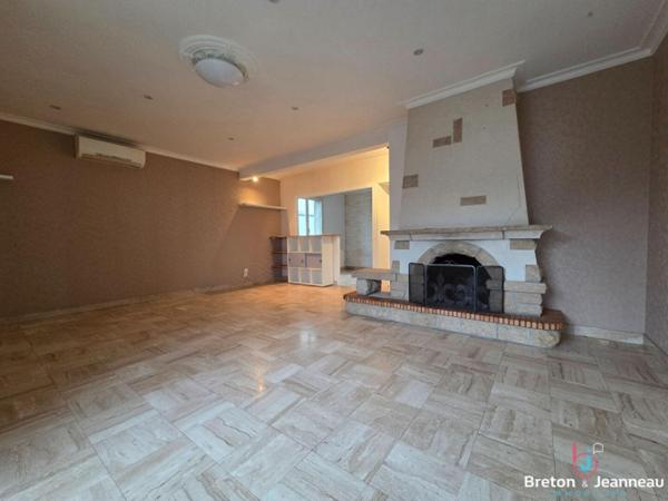 Grande maison familiale de 240 m² avec dépendance aménagée, Terrain clos de 1 100 m²