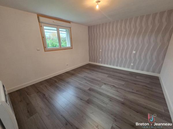 Grande maison familiale de 240 m² avec dépendance aménagée, Terrain clos de 1 100 m²