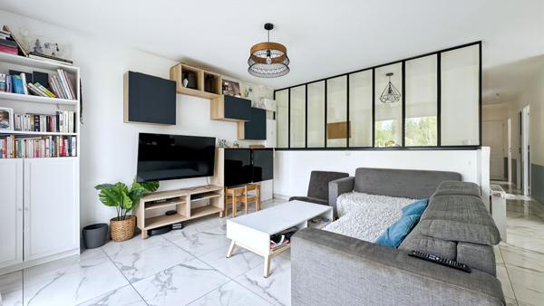 Chailly-en-Bière (77930) A Vendre - Maison de plain-pied proche du centre-ville de 102m².