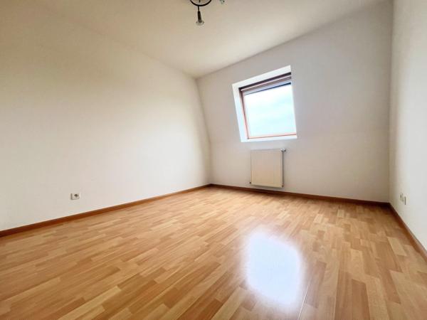 Bel appartement T3 dernier étage avec ascenseur et une cave