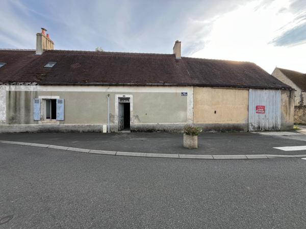 Maison à Beaumont-sur-Sarthe, 72170 - 6 pièces 180m²