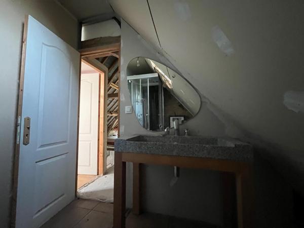 Maison à Beaumont-sur-Sarthe, 72170 - 6 pièces 180m²