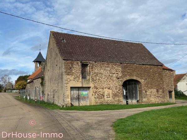 Maison à vendre 3 pièces de 22 015 m²