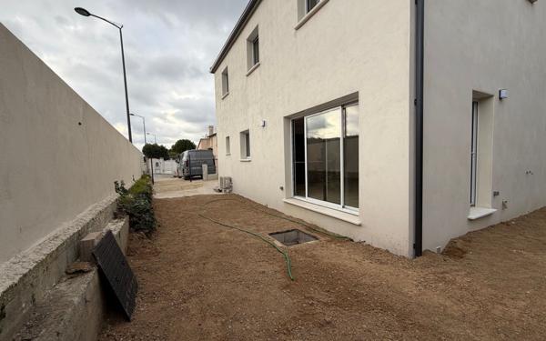 Maison à vendre    4 pièces •  Caveirac