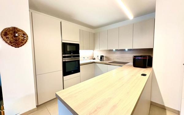 Appartement à vendre    3 pièces • 72,50 m2 Mougins