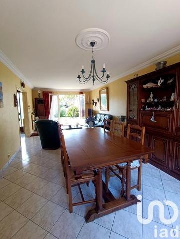 Maison à vendre 5 pièces 115 m² Saint-Barthélemy-d'Anjou