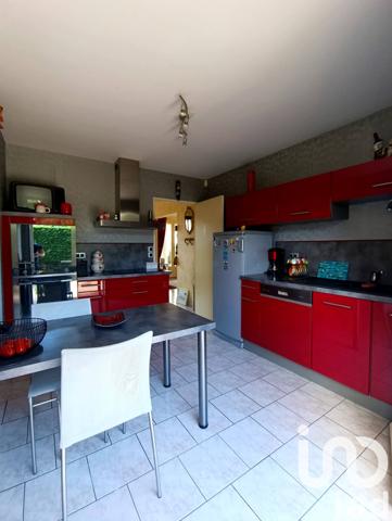 Maison à vendre 5 pièces 115 m² Saint-Barthélemy-d'Anjou