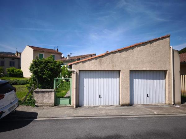 MAISON  AVEC 2 APPARTEMENTS - 2 GARAGES - JARDIN -MAZAMET