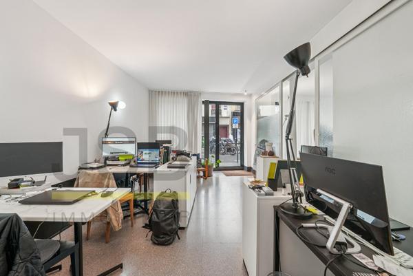 75002 Paris, Beauregard, Local commercial d’angle – Paris 2ᵉ – 85 m²
