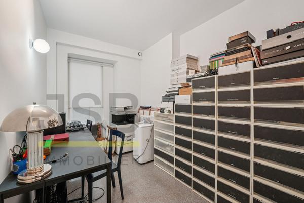 75002 Paris, Beauregard, Local commercial d’angle – Paris 2ᵉ – 85 m²