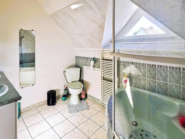 Un bien rare, proche de la gare et des écoles à pied: