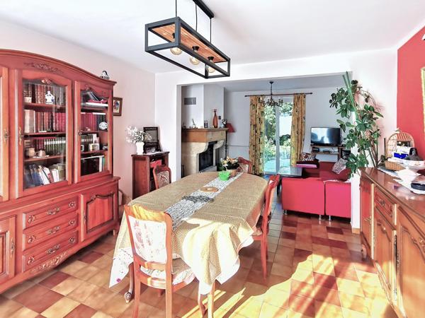 Un bien rare, proche de la gare et des écoles à pied: