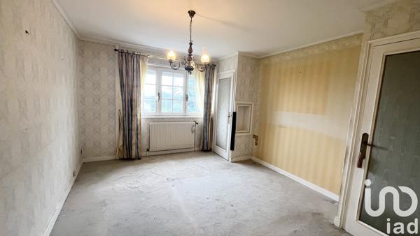 Maison à vendre 7 pièces 216 m² Saint-Galmier