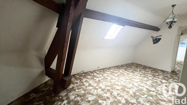 Maison à vendre 7 pièces 216 m² Saint-Galmier