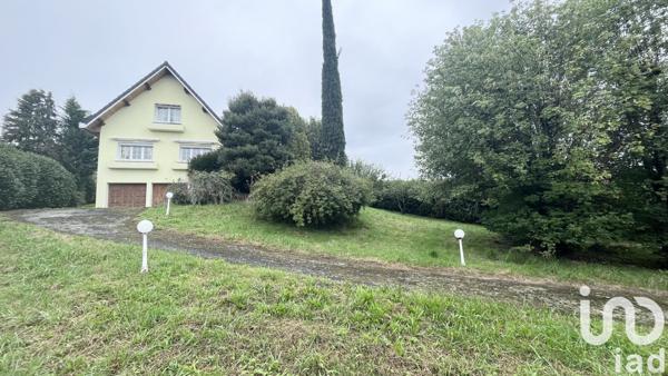 Maison à vendre 7 pièces 216 m² Saint-Galmier