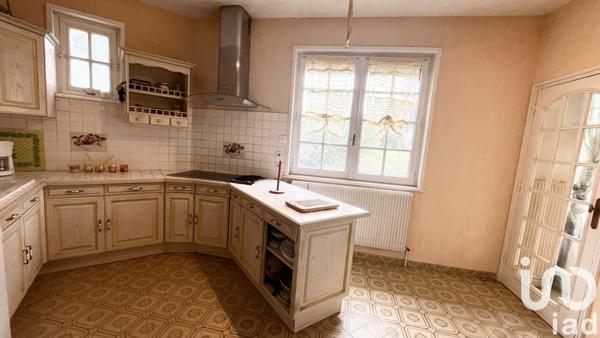 Maison à vendre 7 pièces 216 m² Saint-Galmier