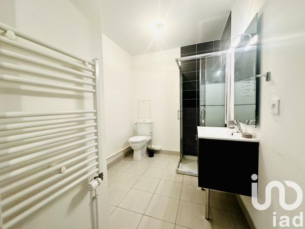 Appartement 2 pièces de 37 m² à Trappes (78190)