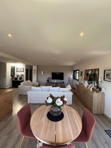 Haut de villa moderne et lumineuse