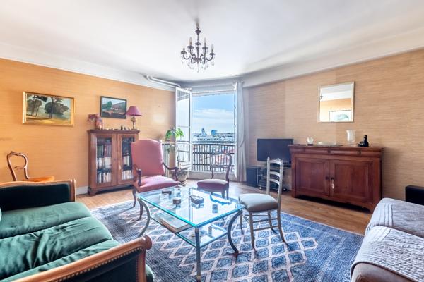 Appartement au 6ème étage avec ascenseur, calme et jolie vue