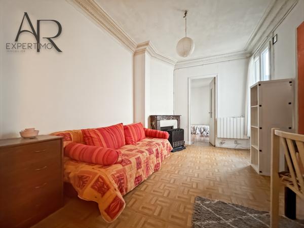 Clichy (92110) T2 - MAIRIE DE CLICHY