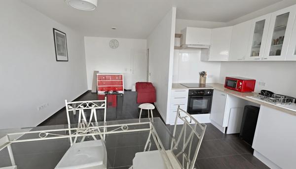 Dpt Essonne (91), à vendre BALLAINVILLIERS appartement T2 avec Balcon