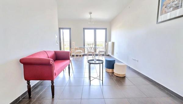 Dpt Essonne (91), à vendre BALLAINVILLIERS appartement T2 avec Balcon