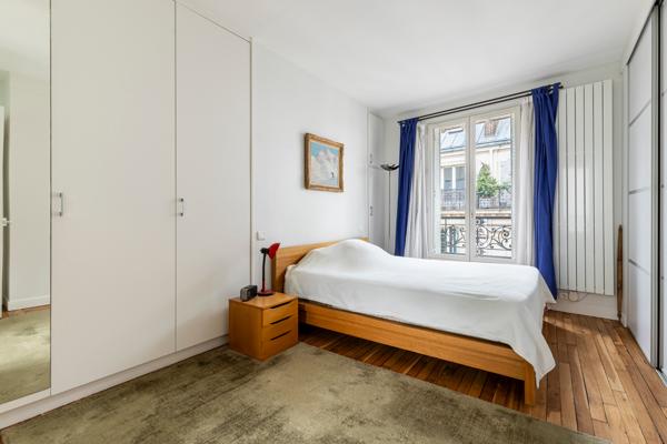 Place des Victoires – Élégant 68 m² – Traversant – 2 chambres possibles – Parking à proximité