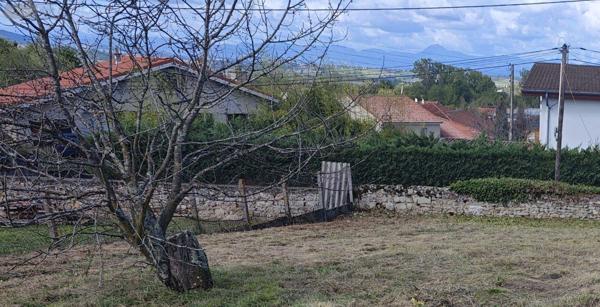 Terrain à Batir à vendre à Lezoux dans le Puy-de-Dôme (63190), ref : 13372/280