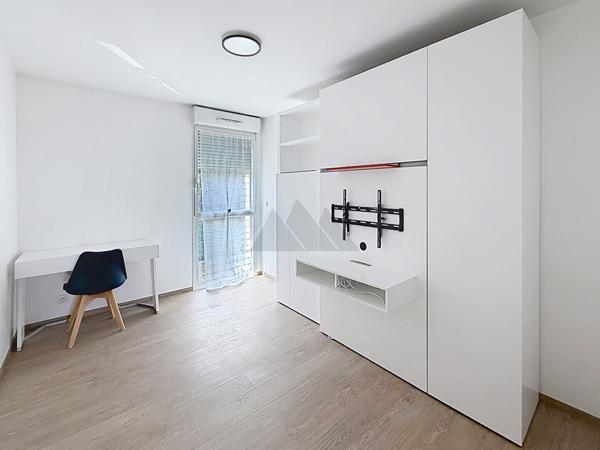A VENDRE APPARTEMENT BOURG DE SAINT MARC 2 CHAMBRES ASCENSEUR ET TERRASSE