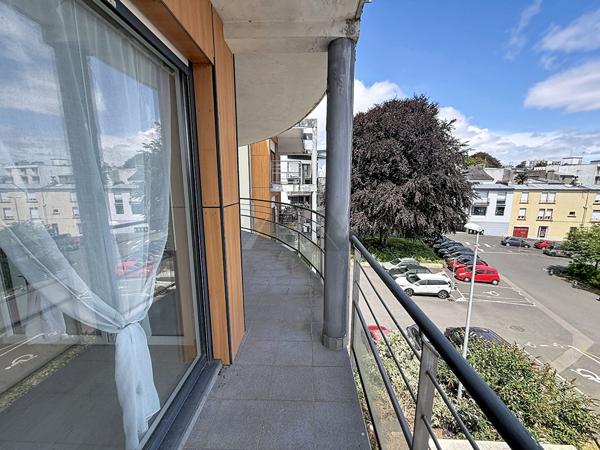 A VENDRE APPARTEMENT BOURG DE SAINT MARC 2 CHAMBRES ASCENSEUR ET TERRASSE
