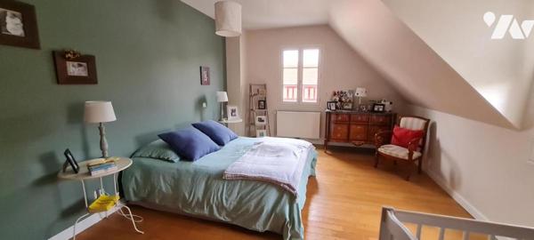 Vieux moulin, Maison de 2009 avec piscine sur une parcelle de 870m2