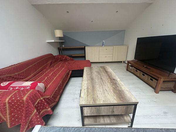 Appartement Fontaines Saint Martin 2 pièce(s) 26.15 m2