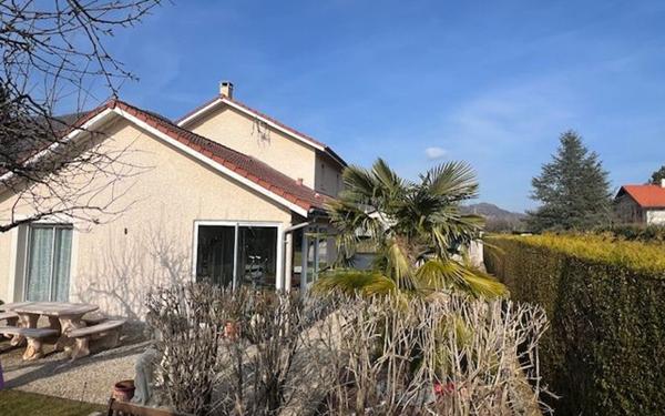 Maison à vendre    5 pièces • 127 m2 Saint-Étienne-de-Crossey