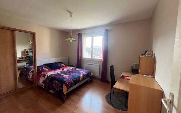 Maison à vendre    5 pièces • 127 m2 Saint-Étienne-de-Crossey