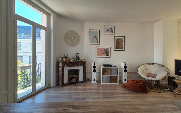 Appartement à vendre    3 pièces • 101,50 m2 Saint-Étienne