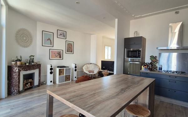 Appartement à vendre    3 pièces • 101,50 m2 Saint-Étienne