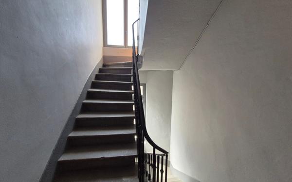 Appartement à vendre    3 pièces • 101,50 m2 Saint-Étienne