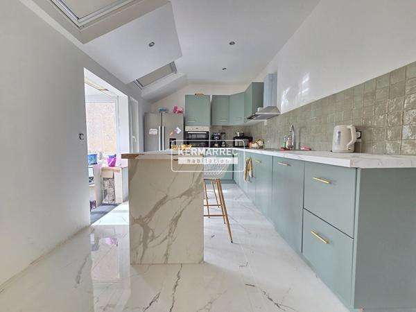 Maison 9 pièces – 198 m² environ à Trignac (ref : 79375M)