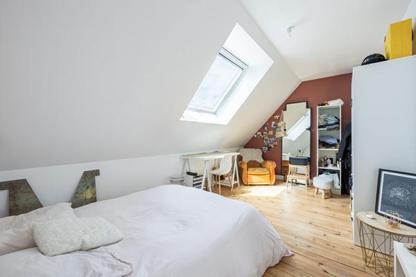 Maison Saint Herblain Saint Dominique, 9 pièces 192 m2, piscine, jardin, double garage.