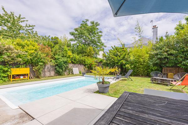 Maison Saint Herblain Saint Dominique, 9 pièces 192 m2, piscine, jardin, double garage.