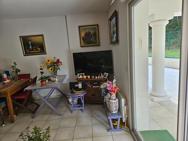 Appartement T2 meublé avec terrasse et parking