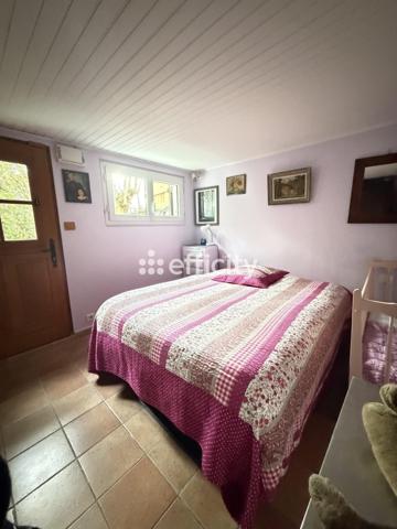 Maison
         5 pièces
        - 85 m² 310 000 € *
