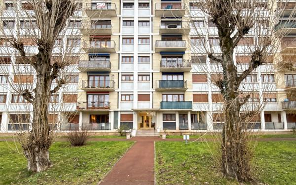 Appartement à vendre    3 pièces • 59,39 m2 Orléans