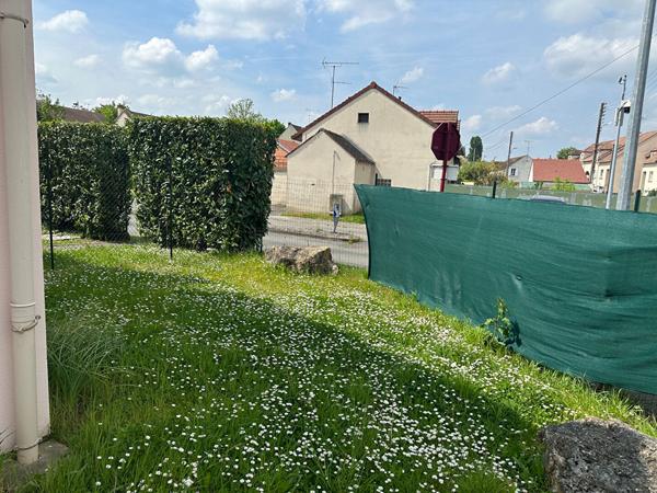 Studio 1 pièce(s) 26 m2 - Linas