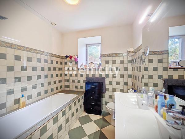 Maison 5 pièces - 198 m² Bien prestige