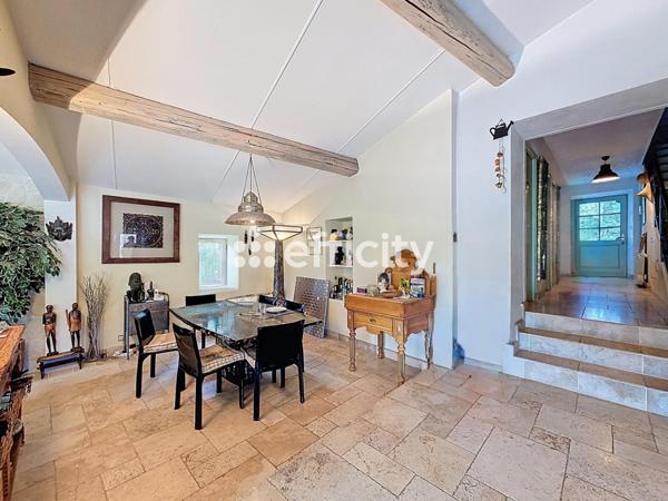 Maison 5 pièces - 198 m² Bien prestige