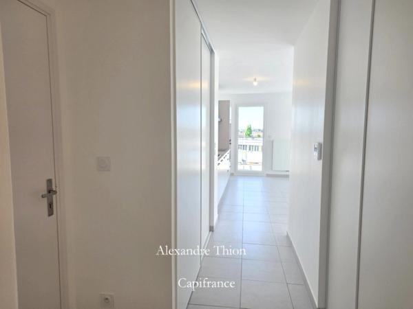 Appartement à vendre 3 pièces  Meximieux