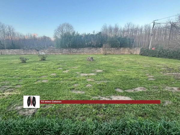 TERRAIN CONSTRUCTIBLE 603m²